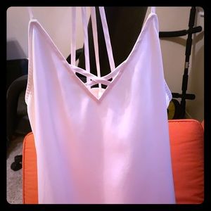 ✔️ Silky tank top